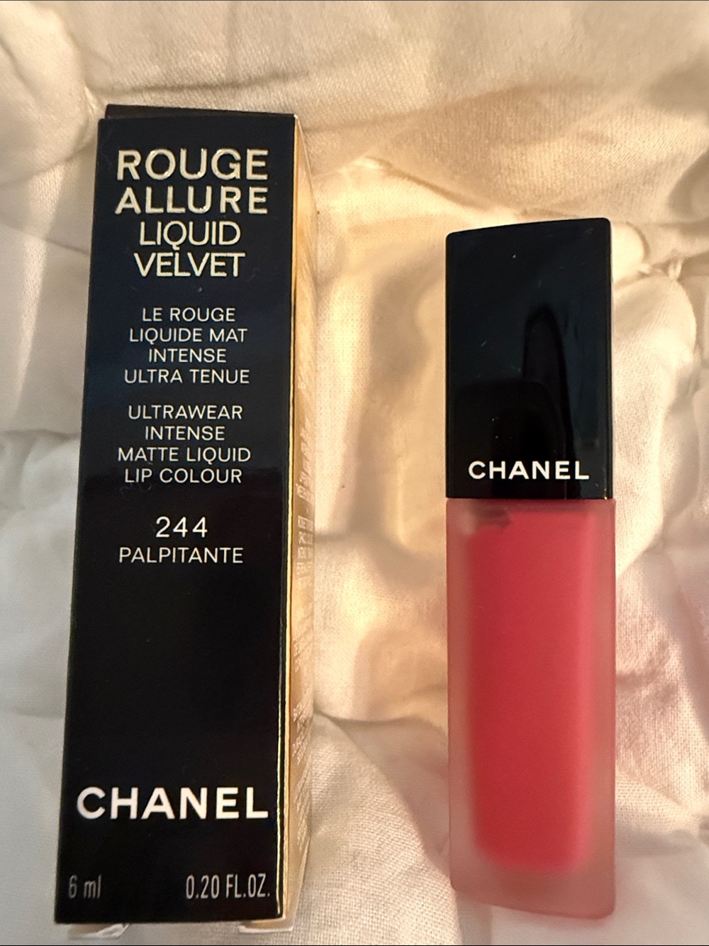 CHANEL 244 PALPITANTE ROUGE ALLURE 
LIQUID VELVET